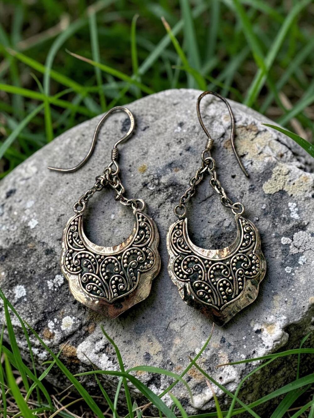Vintage 925 Silver Filigree Dangle Earrings / Bohemian Style / Intricate Design